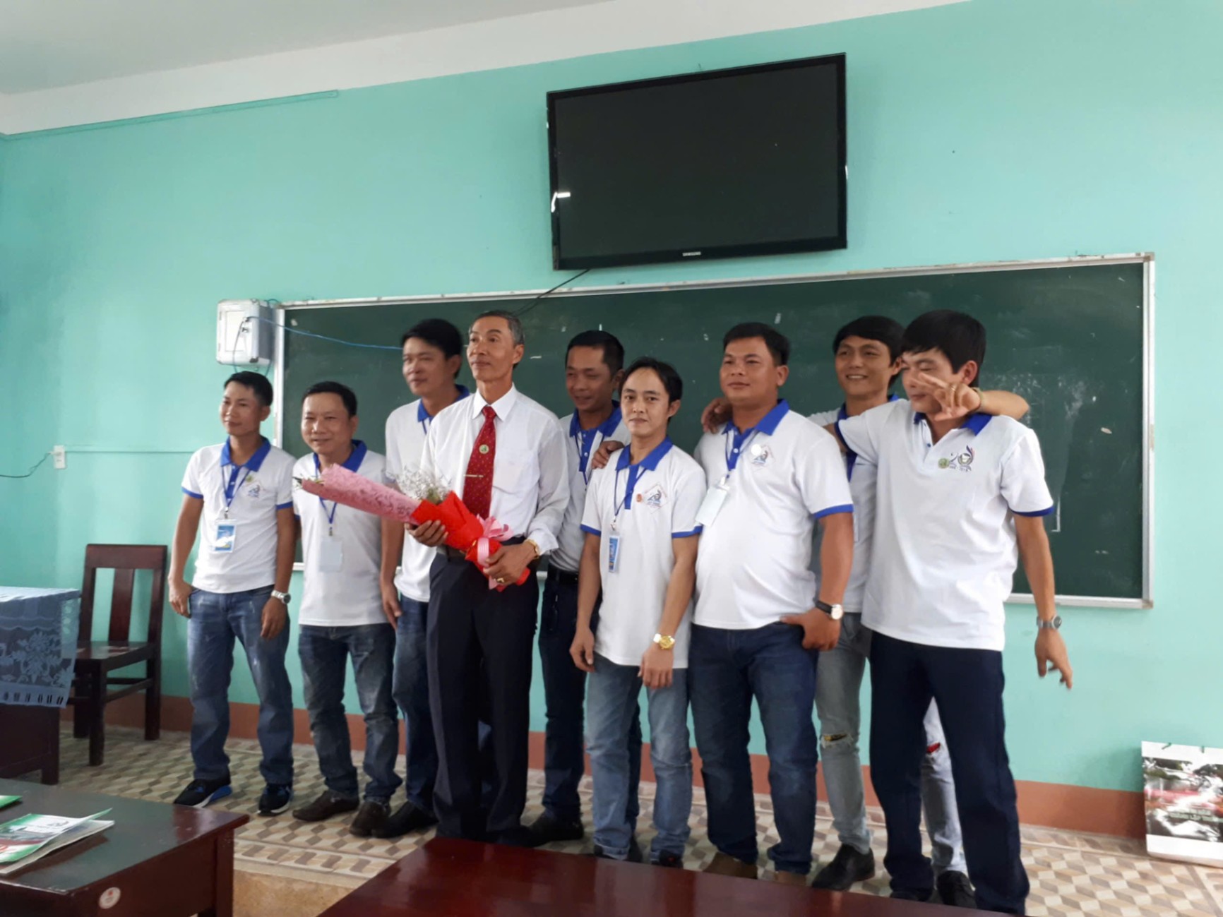 Phiên bản kỉ niệm 25 năm thành lập trường