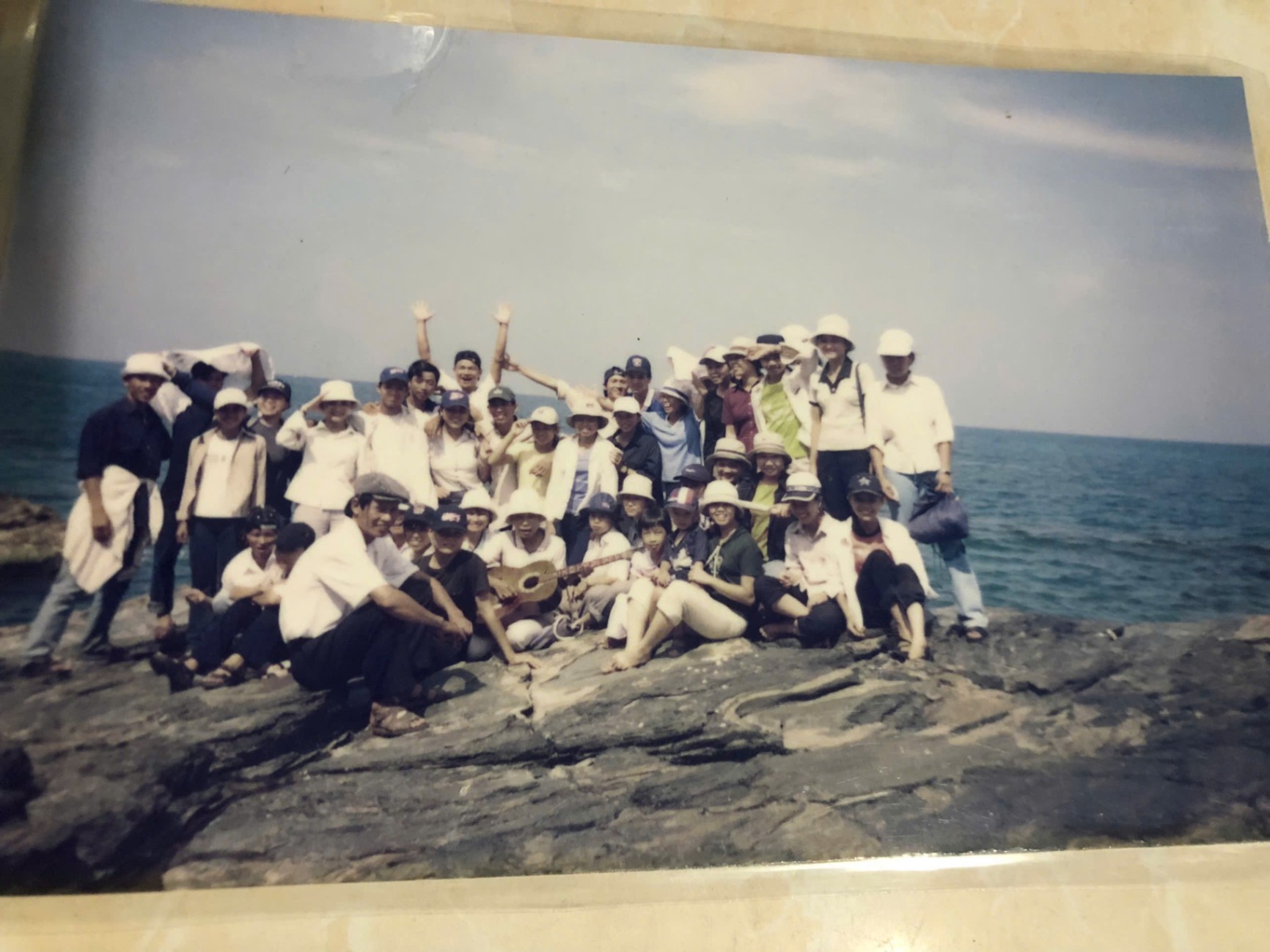 Tập thế lớp 12/2